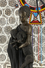 Load image into Gallery viewer, 'Nuru' -Holder of Dreams-