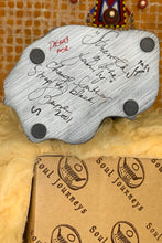 Load image into Gallery viewer, 'Halima' -Strength of the family-